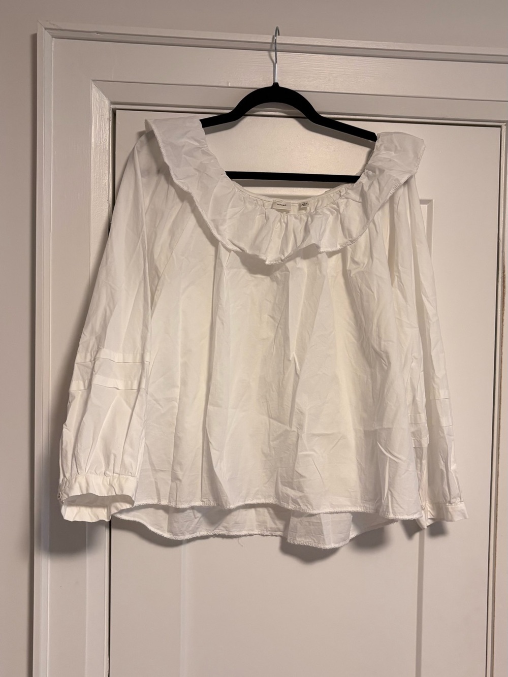 Wilfred White Ruffled Off-Shoulder Blouse - S